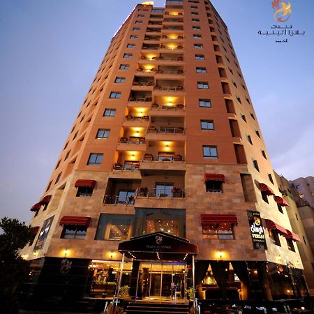 Plaza Athenee Hotel Kuwait City Exterior foto
